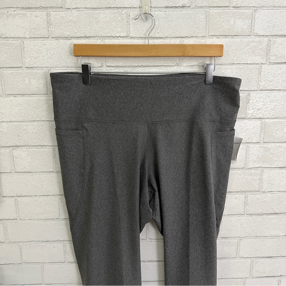 OLD NAVY Gray High-Rise 7/8 Ankle Powersoft Leggings - Picture 2 of 8